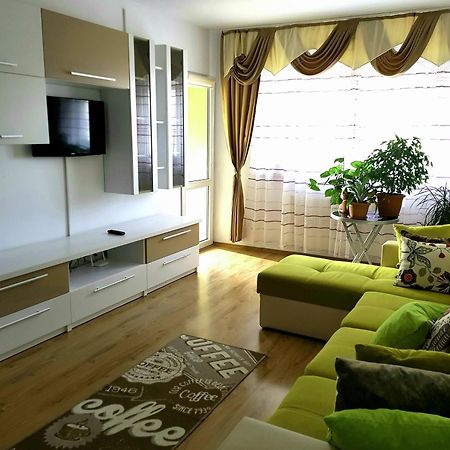 Urban Retreat Luxury Hideaway Lägenhet Oradea Exteriör bild